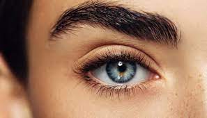 10 دلیل برای ریزش ابرو و بهترین روش های درمان آن